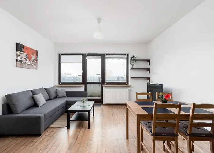 Apartment Lea Cosy By Bookinghost